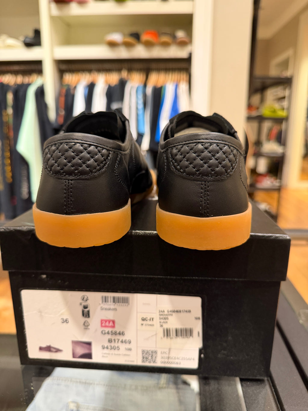 Chanel 24A Interlocking CC Logo Quilted Calfskin Sneaker - Black