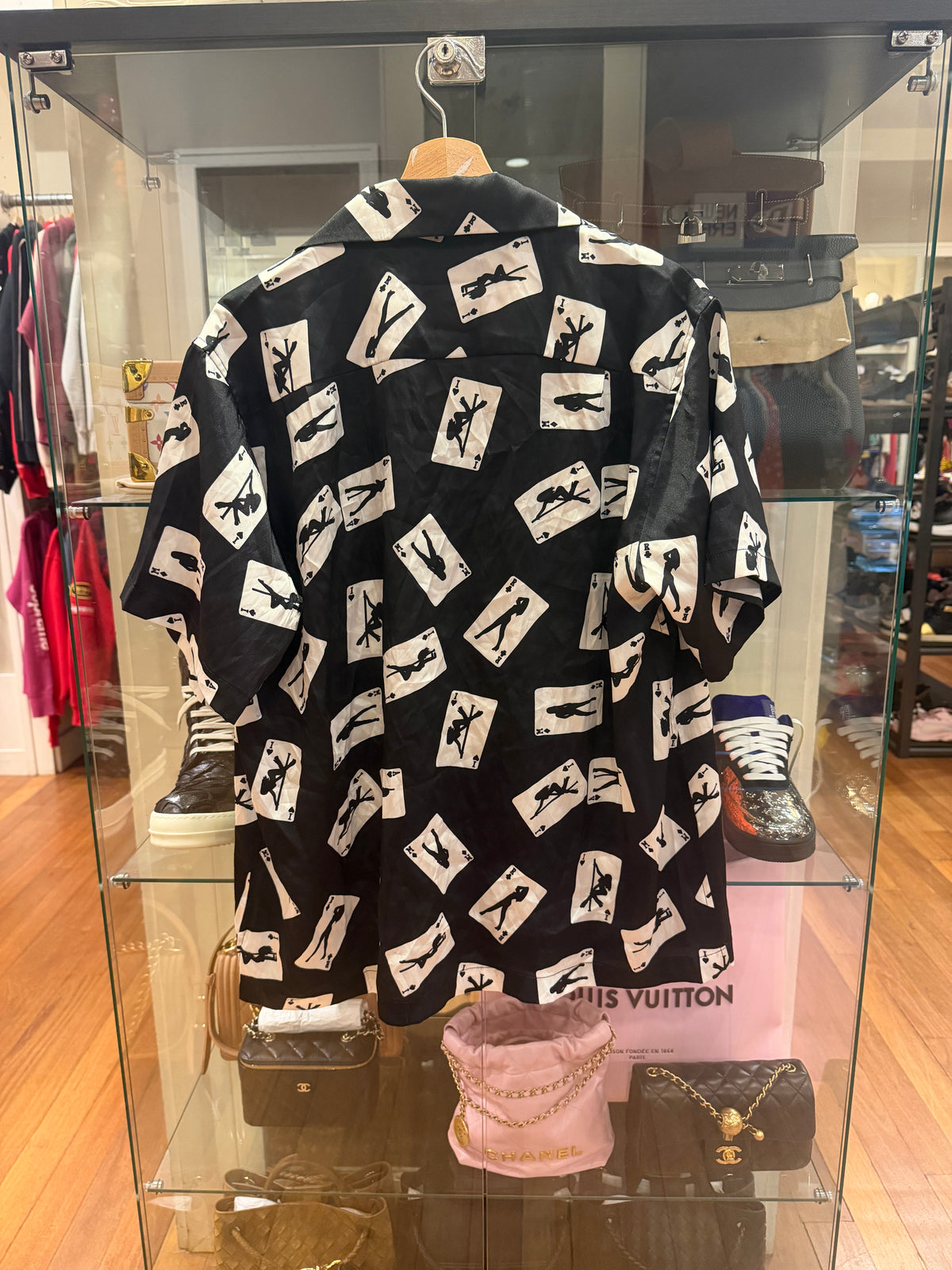 Amiri Silk Card Print Graphic
Button Up Shirt