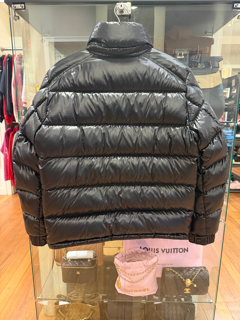 Moncler Maya Giubbotto
Down Puffer Jacket - Black