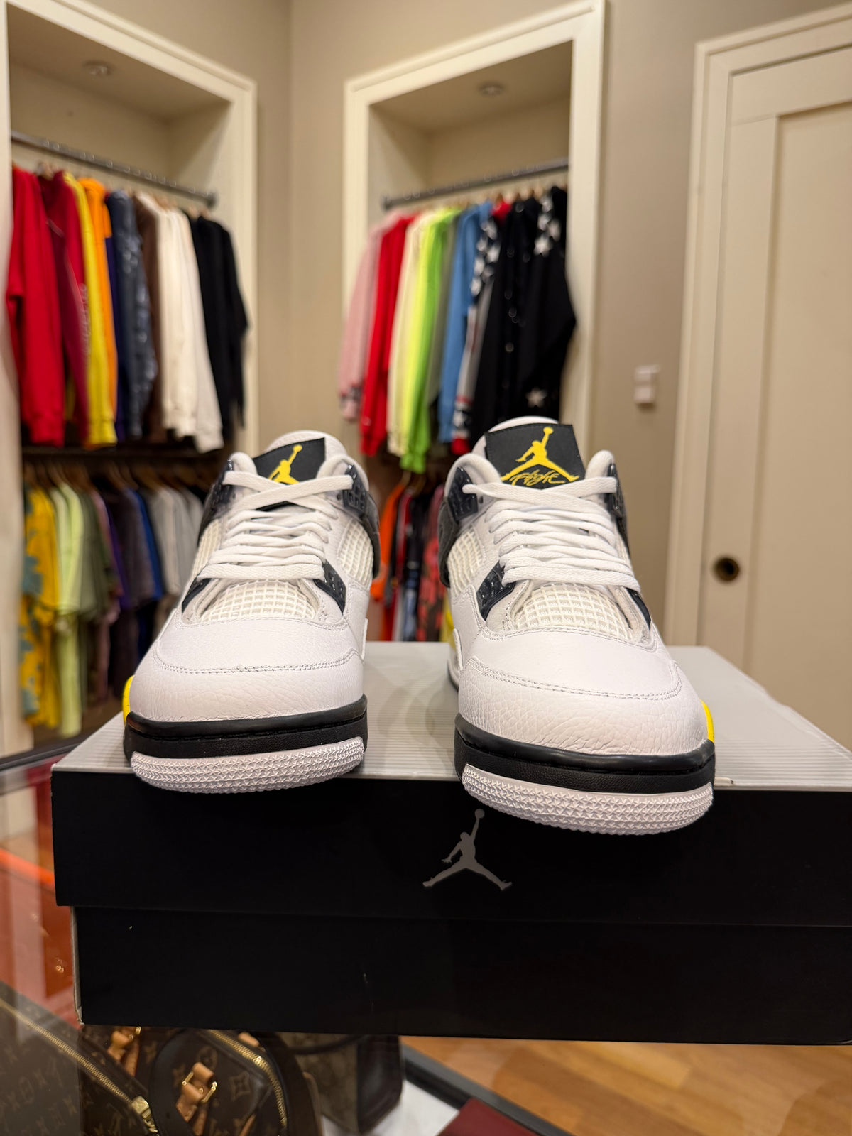 Jordan 4 Retro ‘Rare Air’ - Tour Yellow