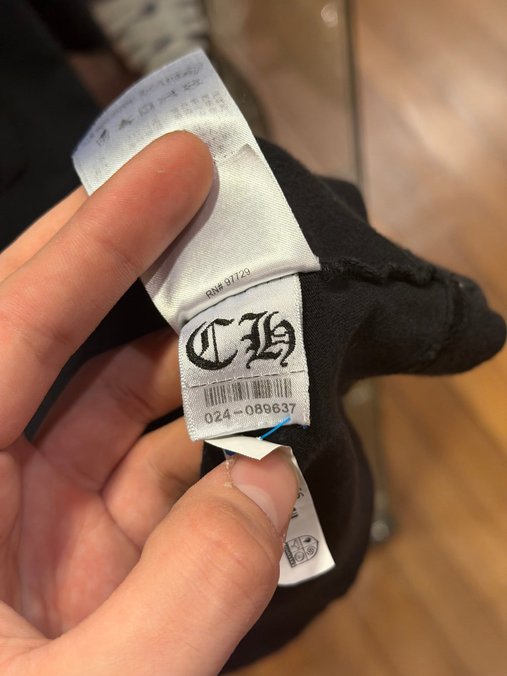 Chrome Hearts Floral Cross
Neck Logo Tee