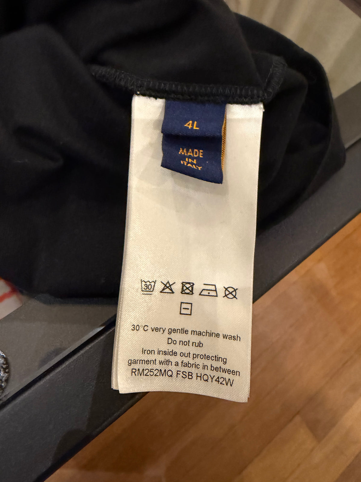 Louis Vuitton Gradient
Monogram T-Shirt