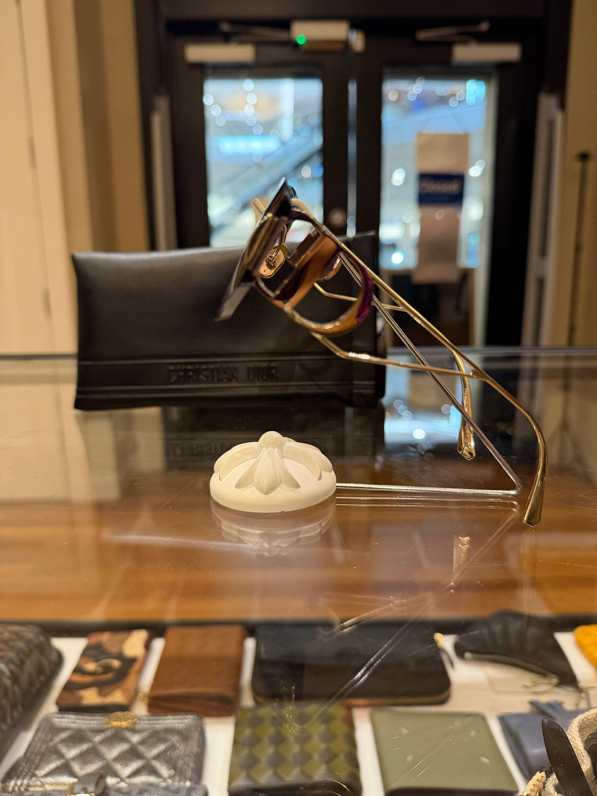 Dior 30Montaigne B3U Butterfly Sunglasses - Purple Gradient Lenses