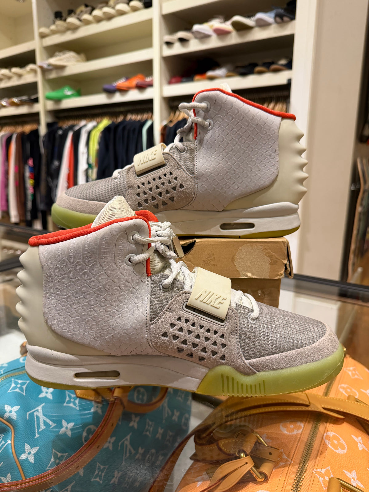 Nike Yeezy II ‘Pure Platinum’