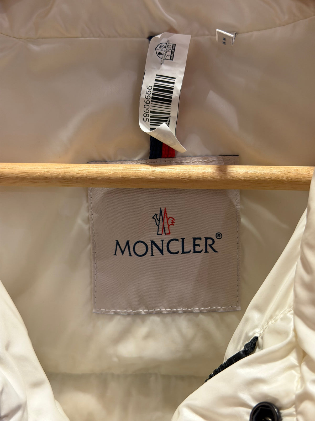 Moncler Light Puffer Coat - White
