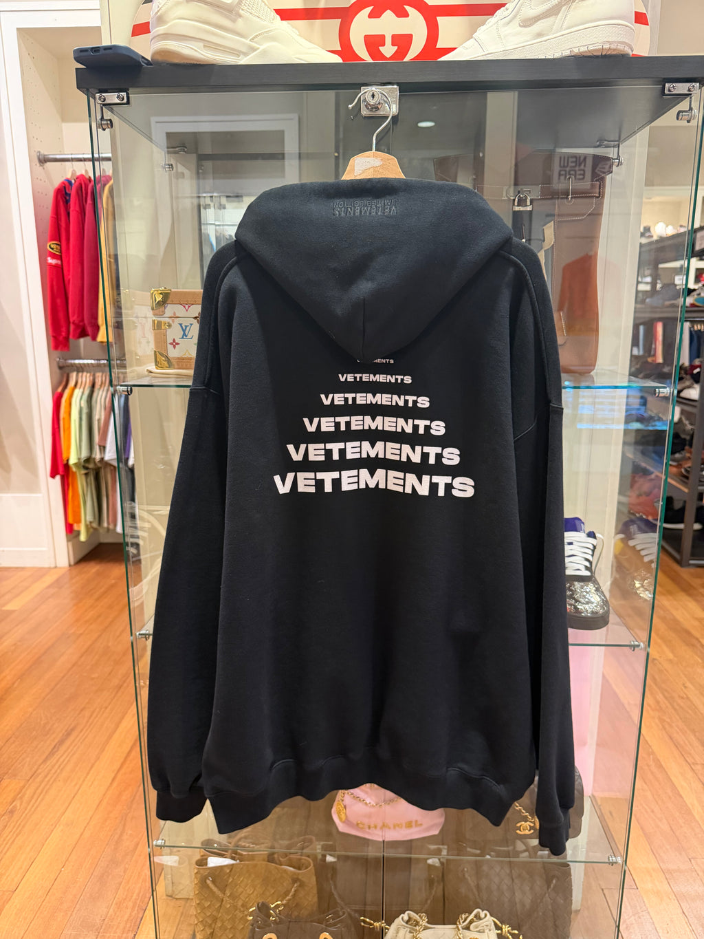 Vetements Pyramid Logo Hoodie - Black