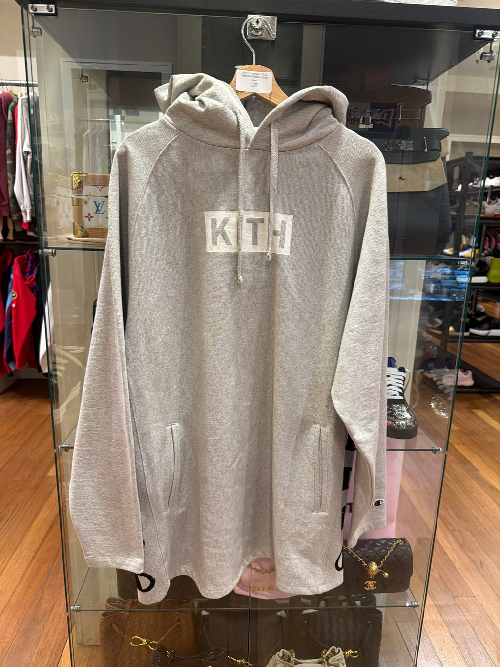 Kith x Champion SS18
Extended Hoodie - Grey