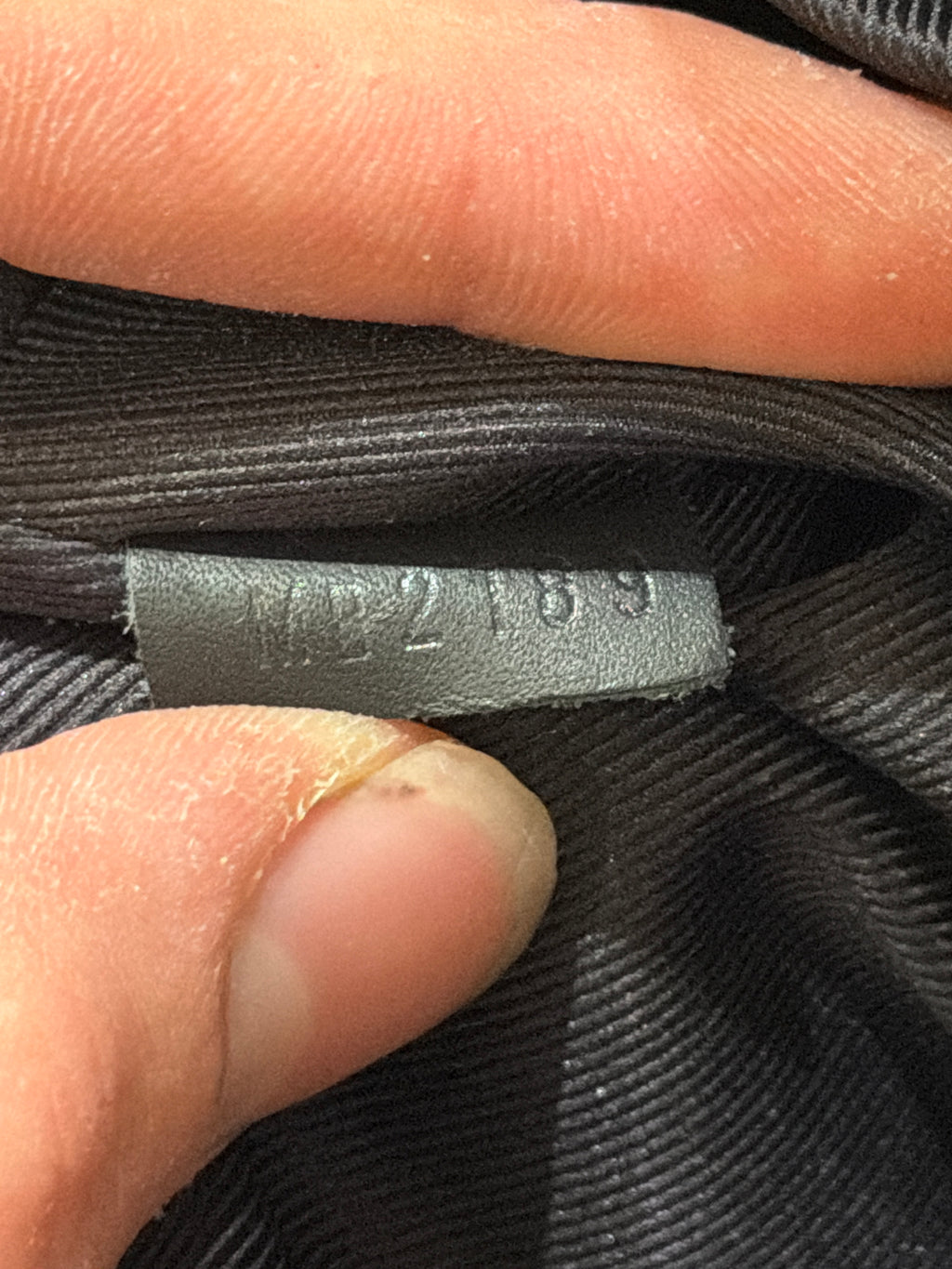 Louis Vuitton Damier Avenue Slingbag