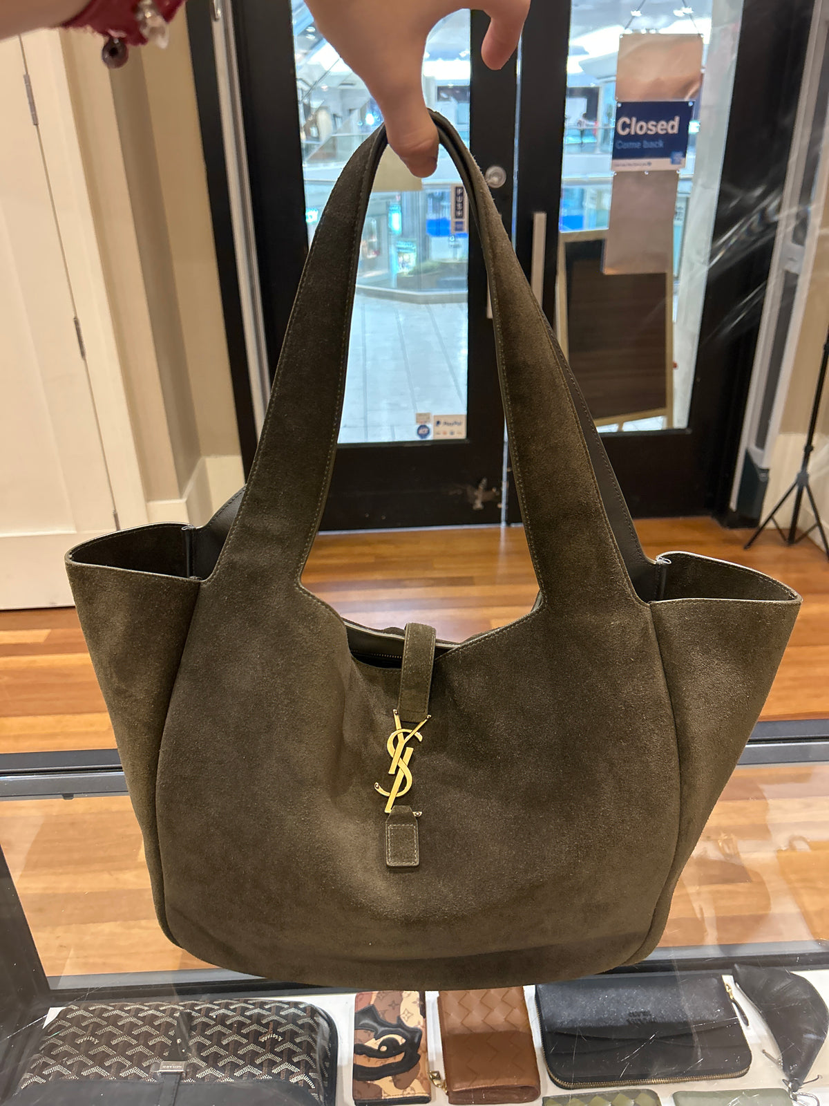 Saint Laurent Le 5 á 7 Bea Tote
