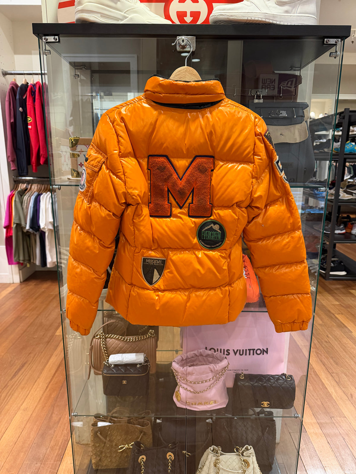 Moncler Badia Patch -
Orange