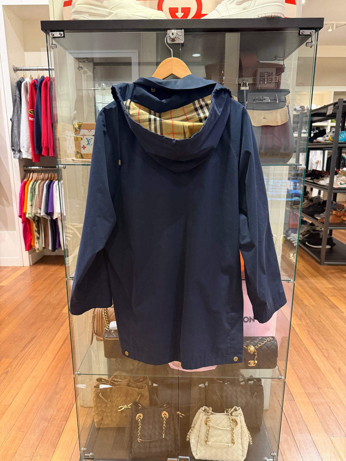 Vintage Burberry Hooded
Rain Jacket - Navy