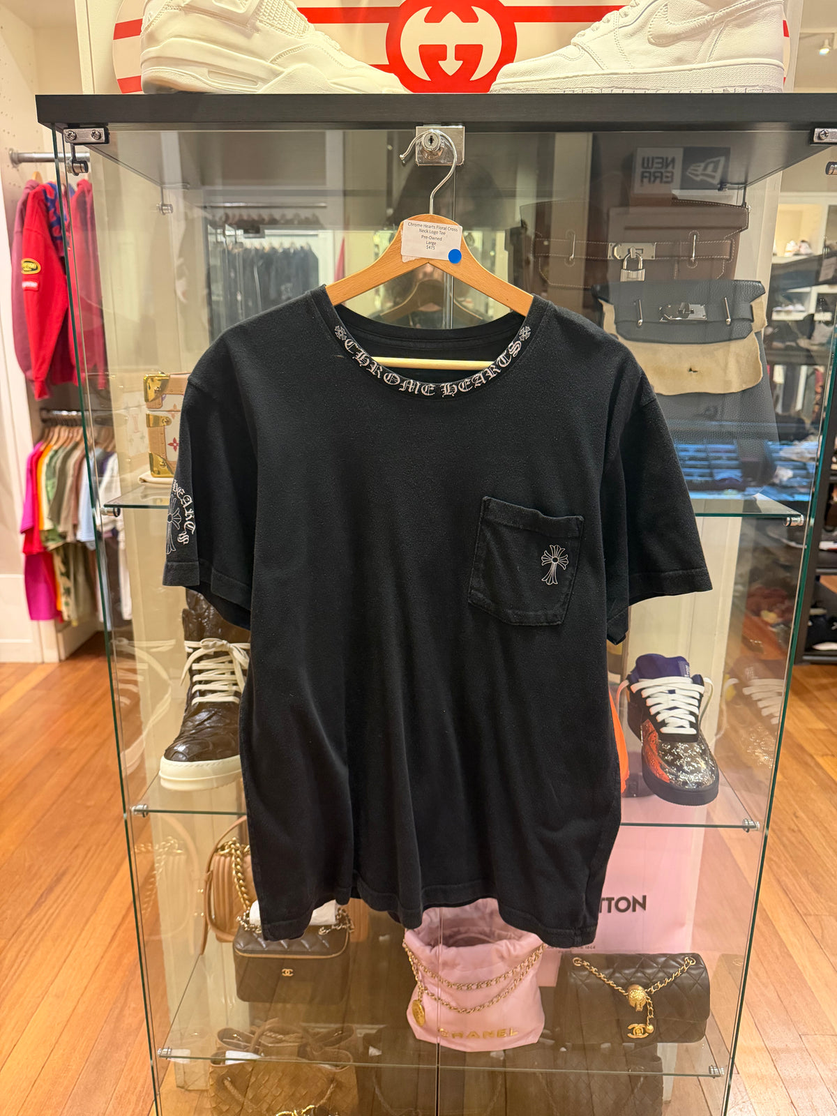 Chrome Hearts Floral Cross
Neck Logo Tee