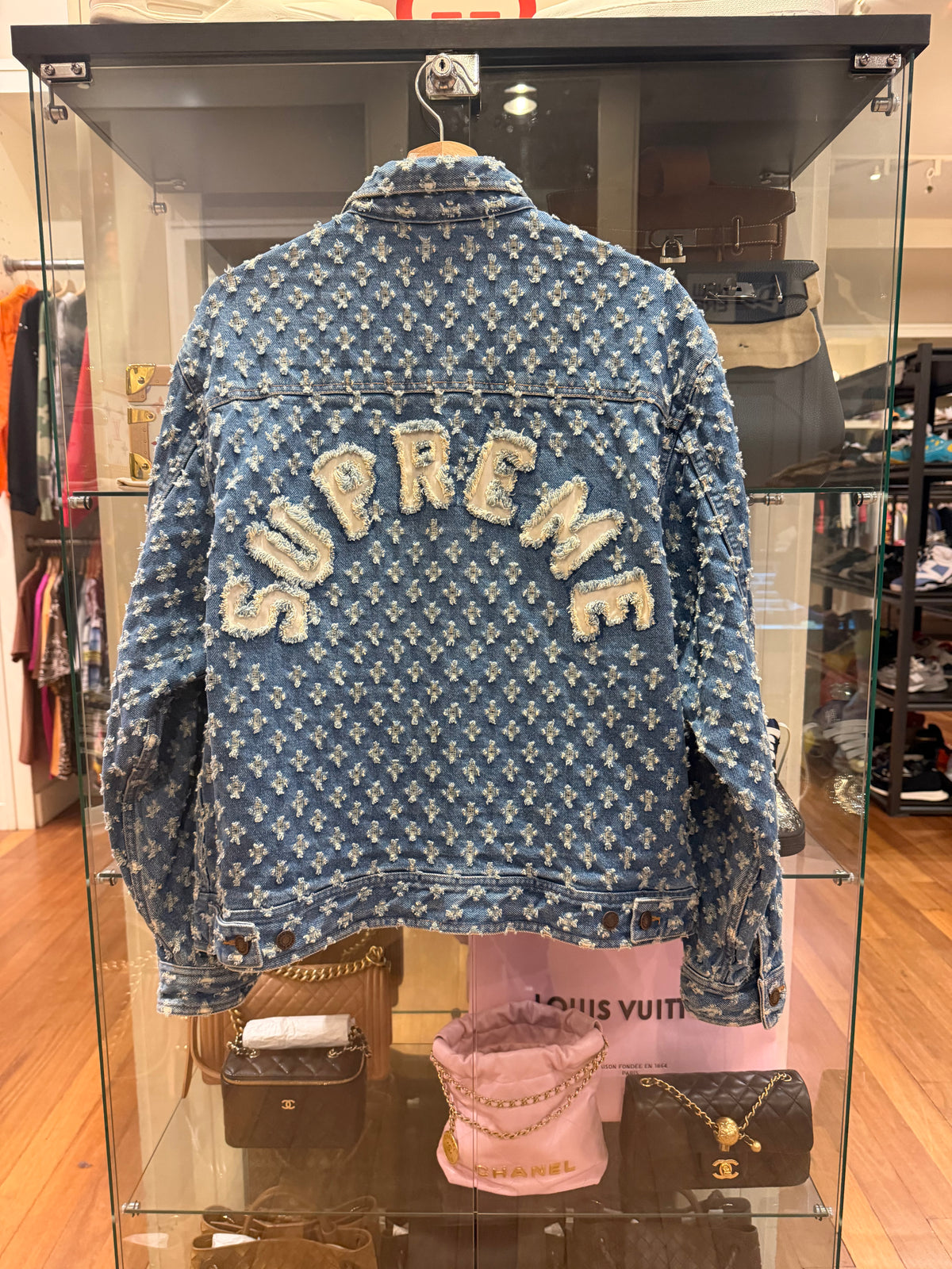 Supreme Hole Punch Denim
Trucker Jacket