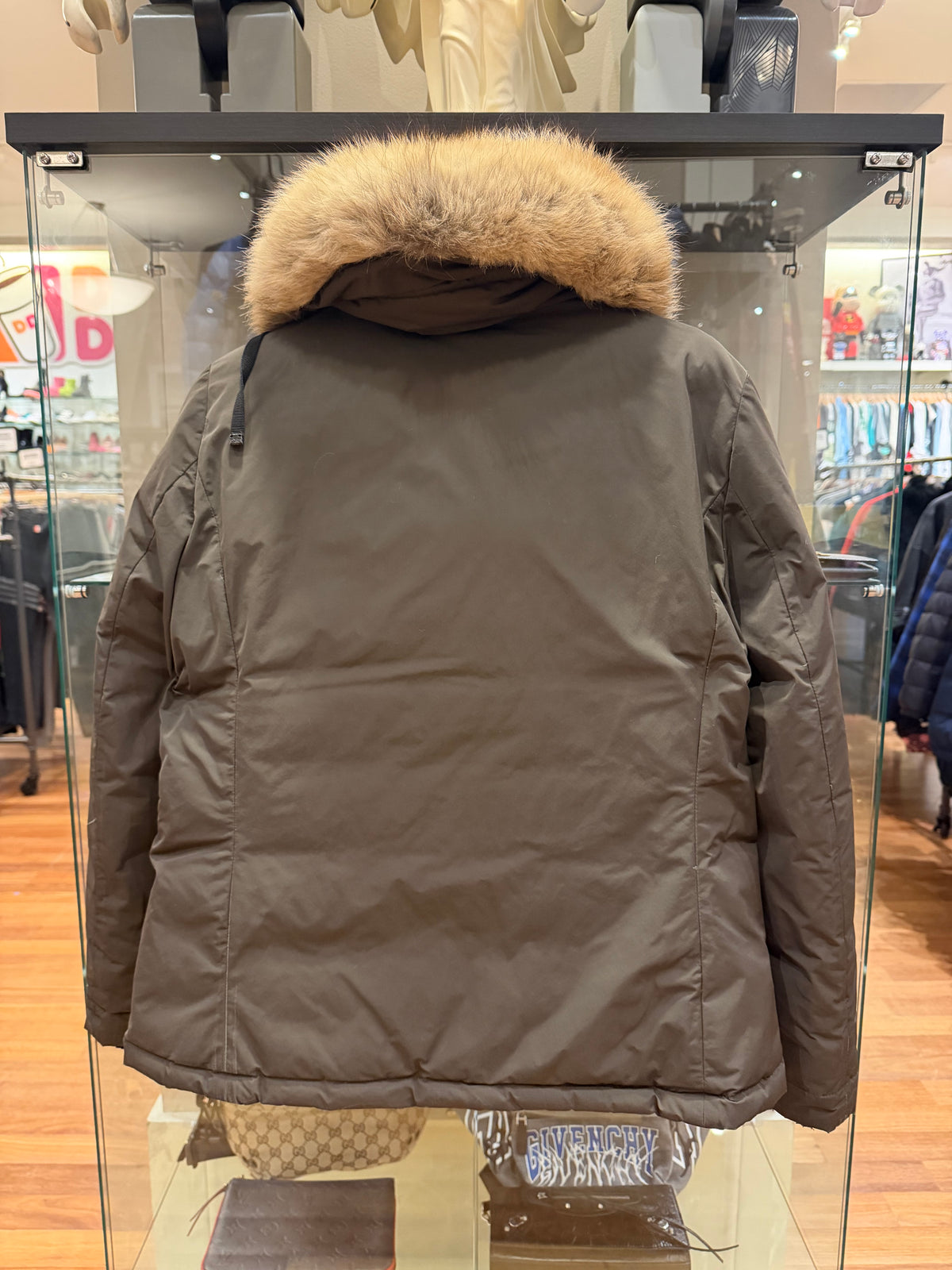 Moncler Malus Down Puffer
Jacket - Green