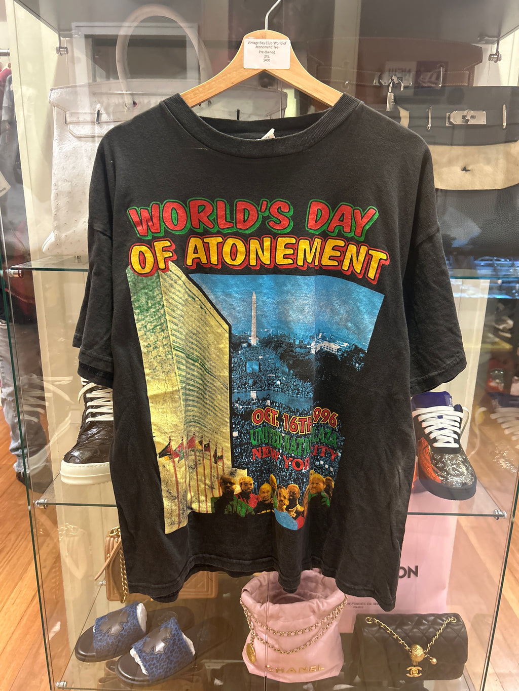 Vintage Bay Club 'World of Atonement' Tee