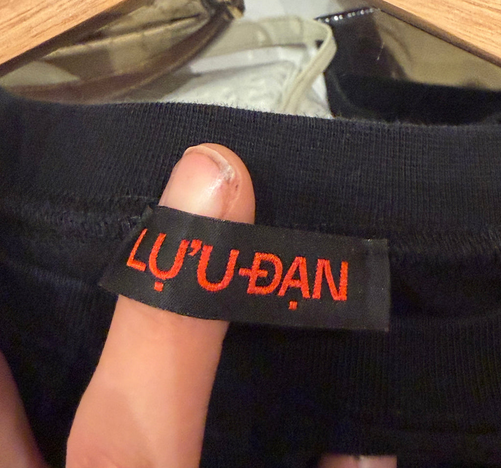 Lu’u Dan Embroidered Crewneck