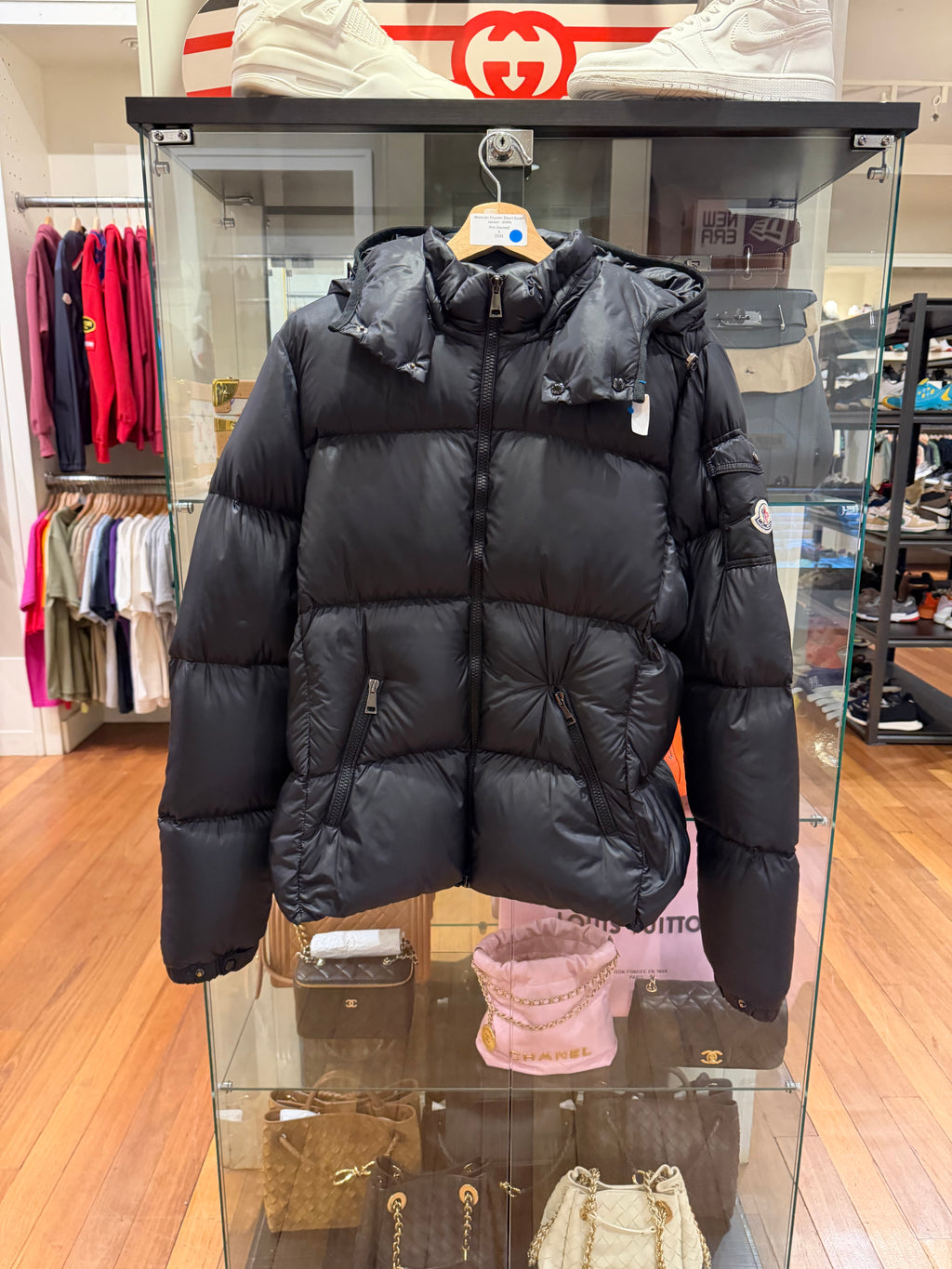 Moncler Fourmi Short Down
Jacket - WMN