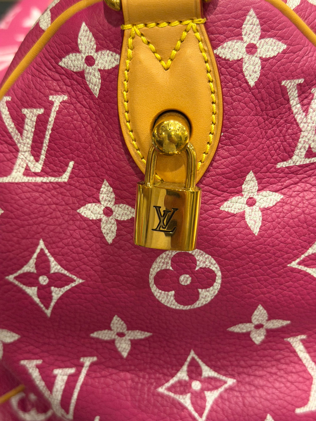 Louis Vuitton P9 Speedy 40 Bandouliere Pink Agate Duffle Bag