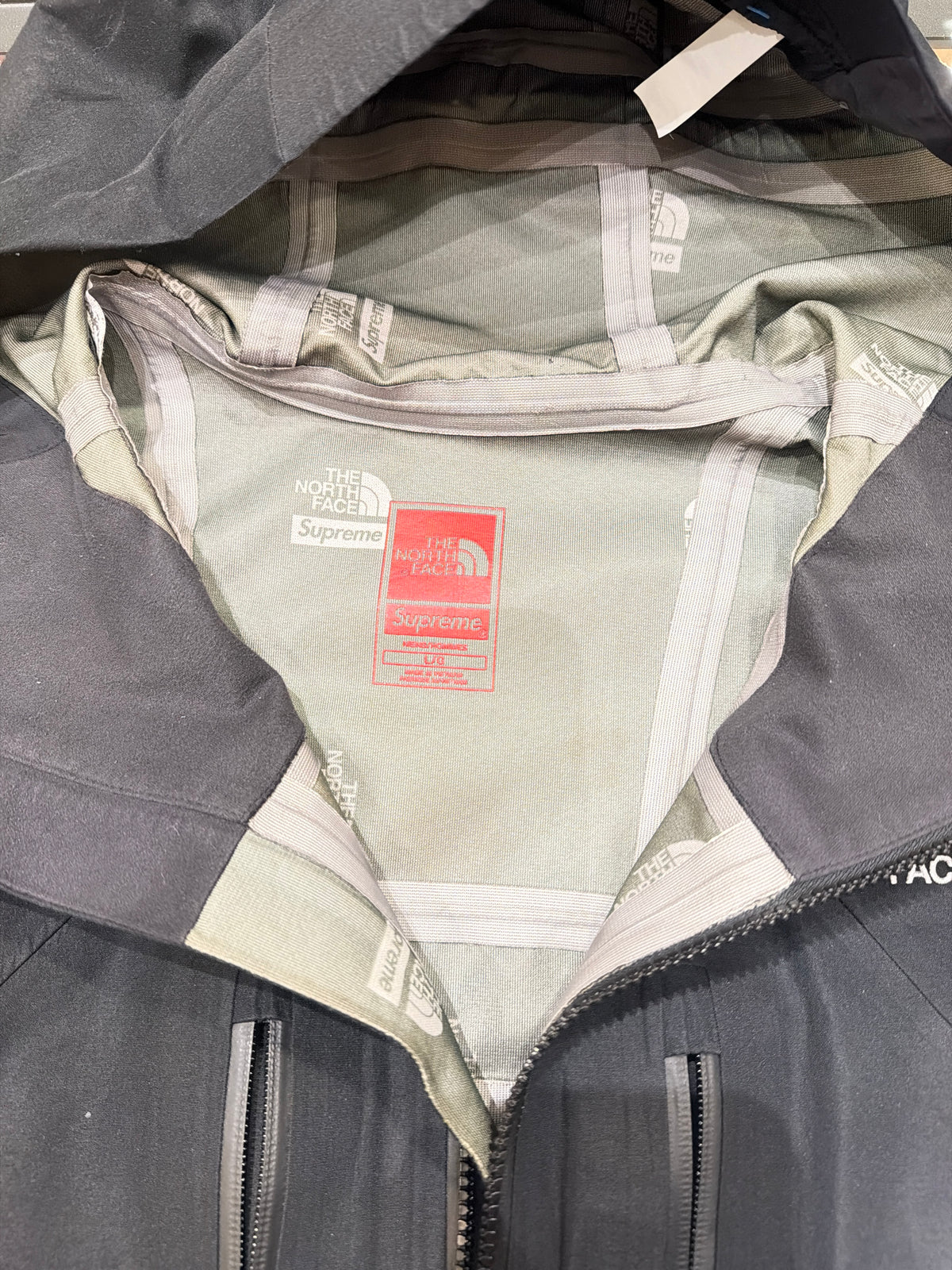 Supreme X North Face Summit Series Rescue Mountain Pro Jacket-Black