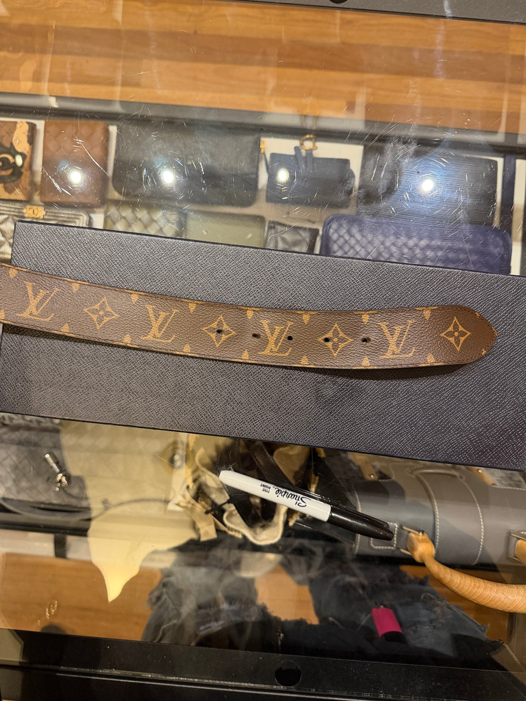 Louis Vuitton LV Pyramid Flower 40mm Reversible Belt