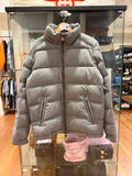 Moncler Vignemale Down
Puffer Jacket - Blue