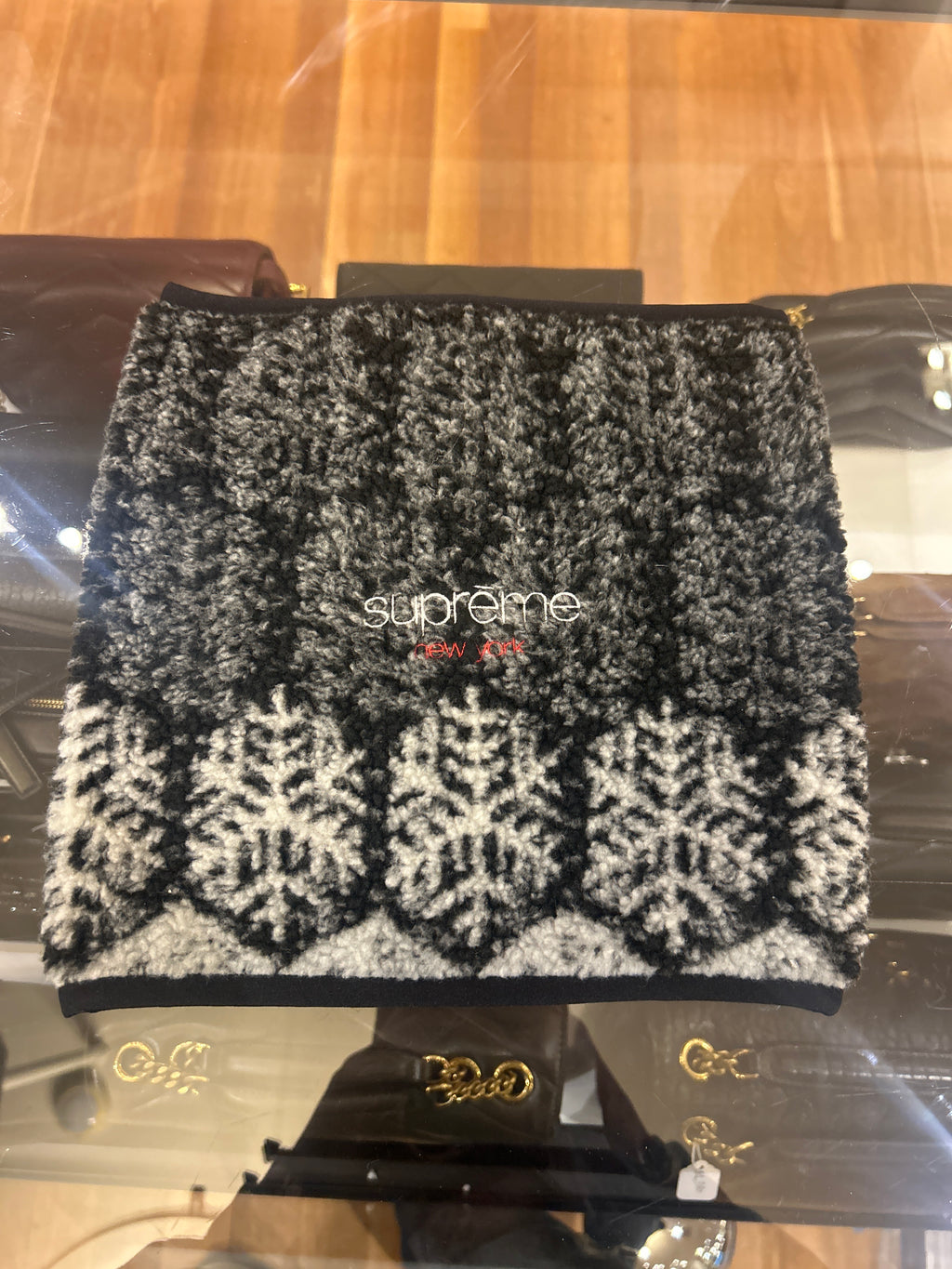 Supreme Snowflake Neck Gaiter