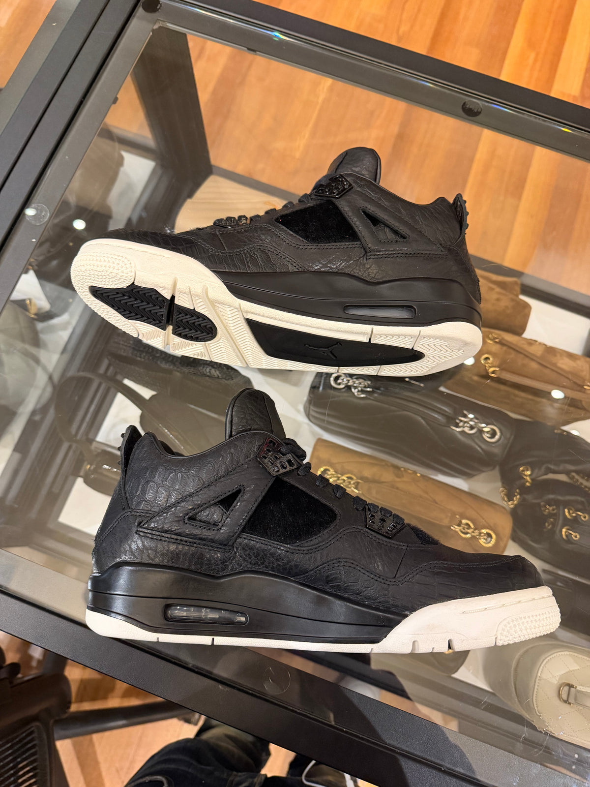 Jordan 4 Retro 'Pony Hair
Black'