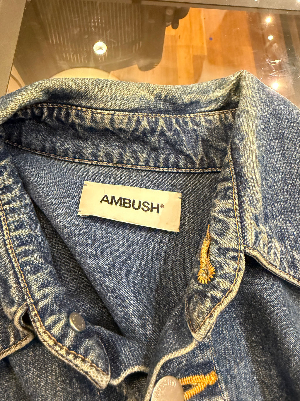 AMBUSH Back Zipper Denim
Shirt Jacket