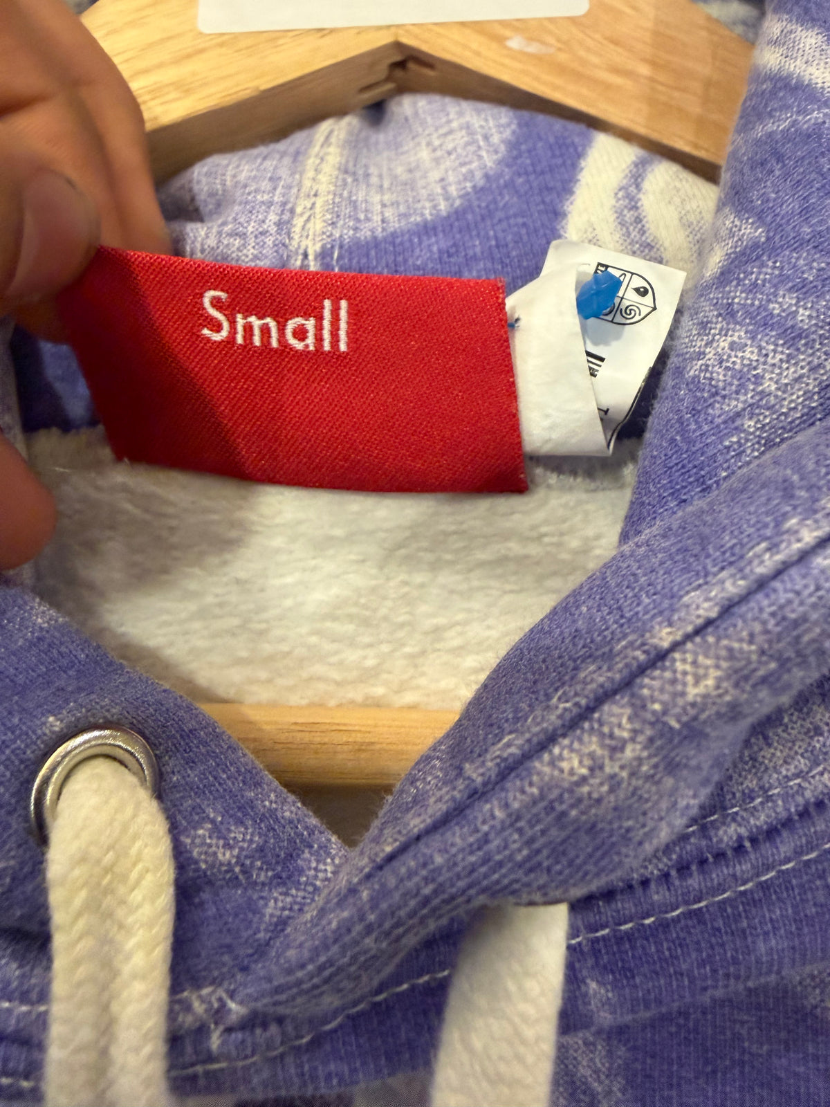 Supreme FW18 Jesus Mary
Hoodie - Blue White