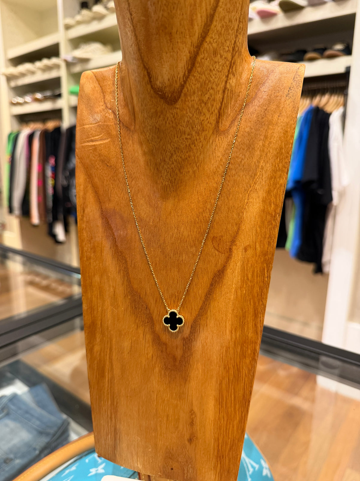 Van Cleef & Arpels Vintage Alhambra Onyx Necklace - 18k gold