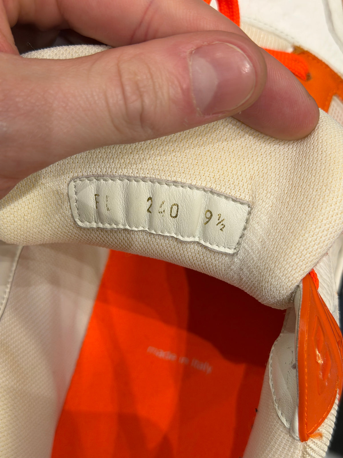 Louis Vuitton Trainer - White / Orange