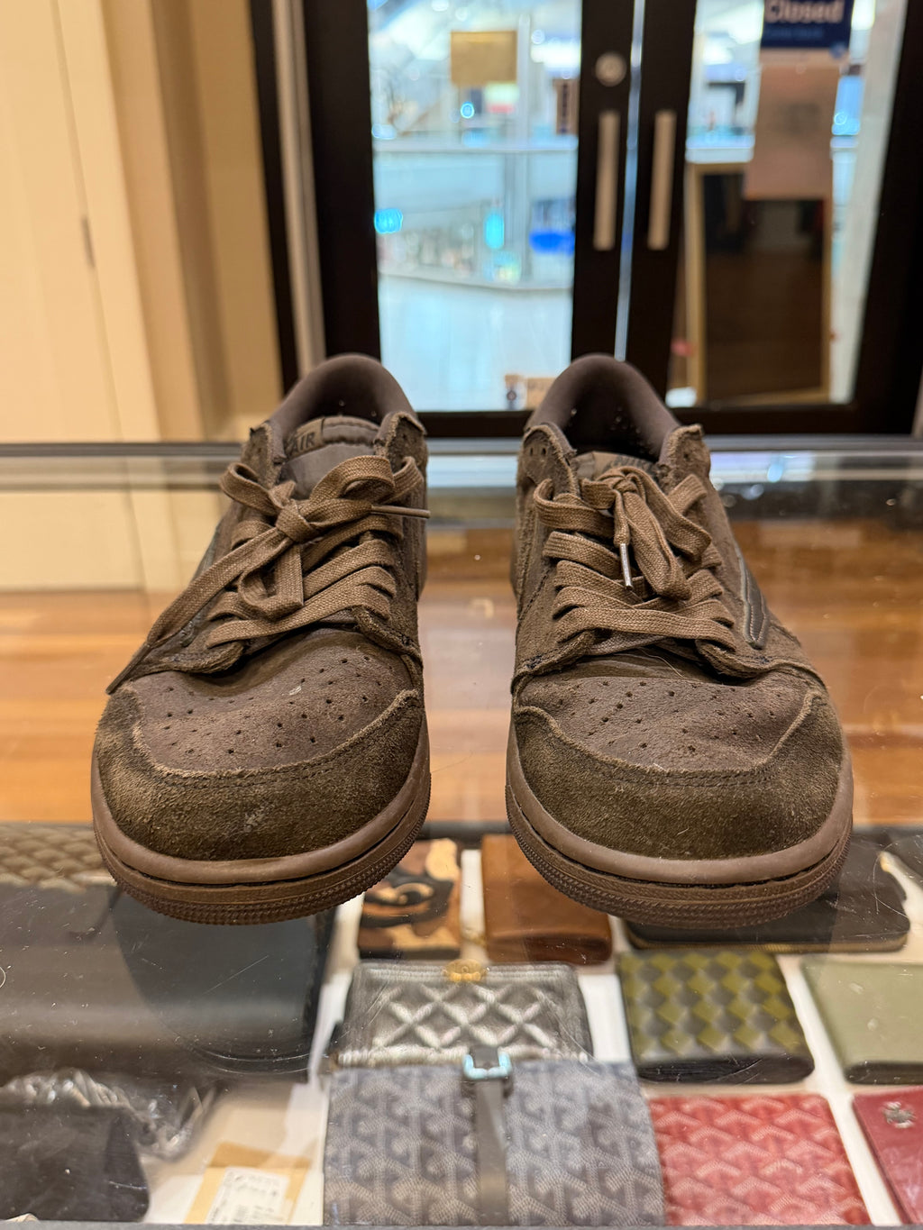 Travis Scott x Jordan 1 Low OG - Velvet Brown
