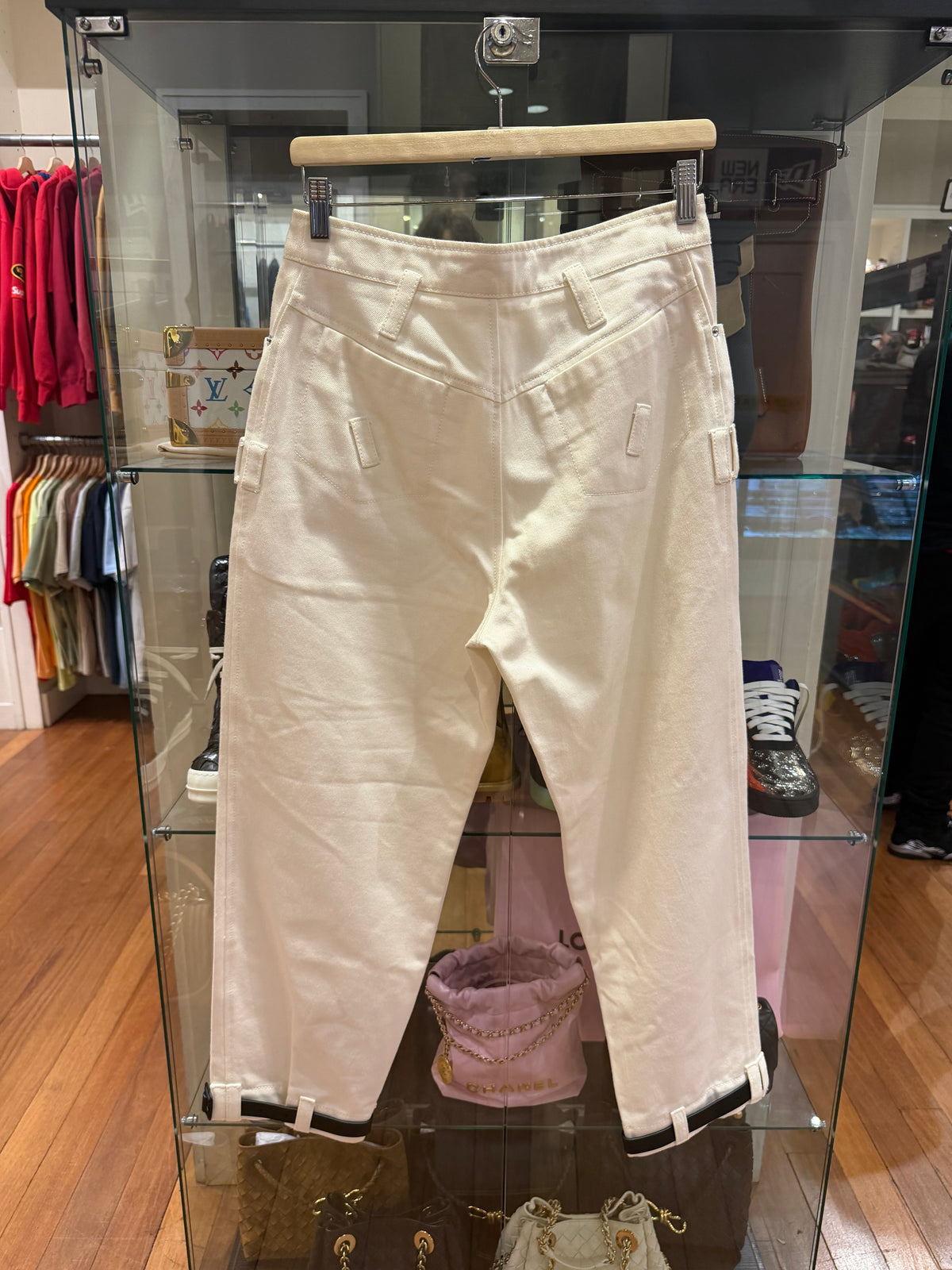 Pihakapi Belt Denim Jeans - White