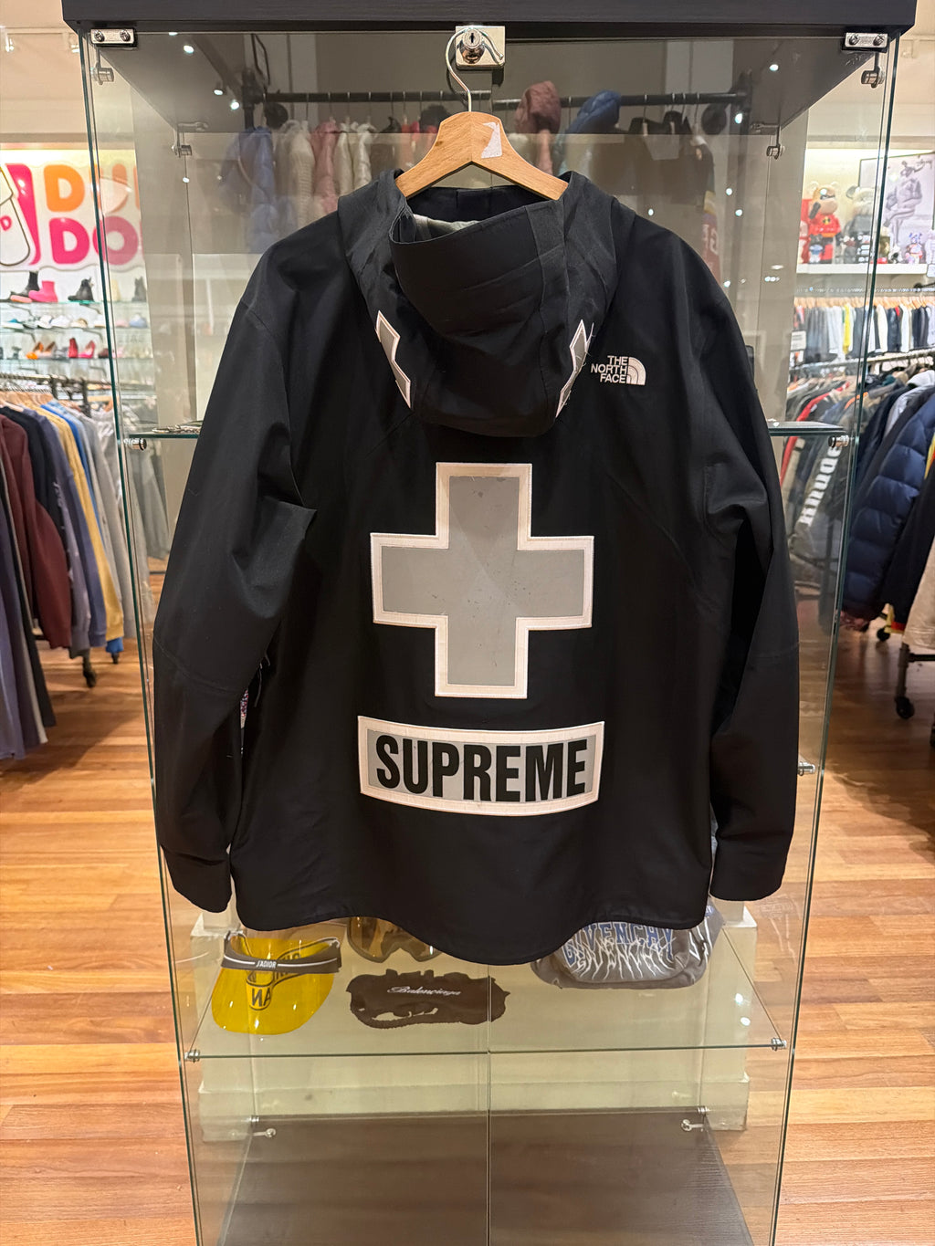 Supreme X North Face Summit Series Rescue Mountain Pro Jacket-Black
