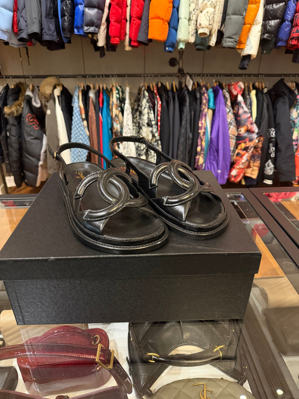Chanel Crumpled Shiny Lambskin Sandals - Black