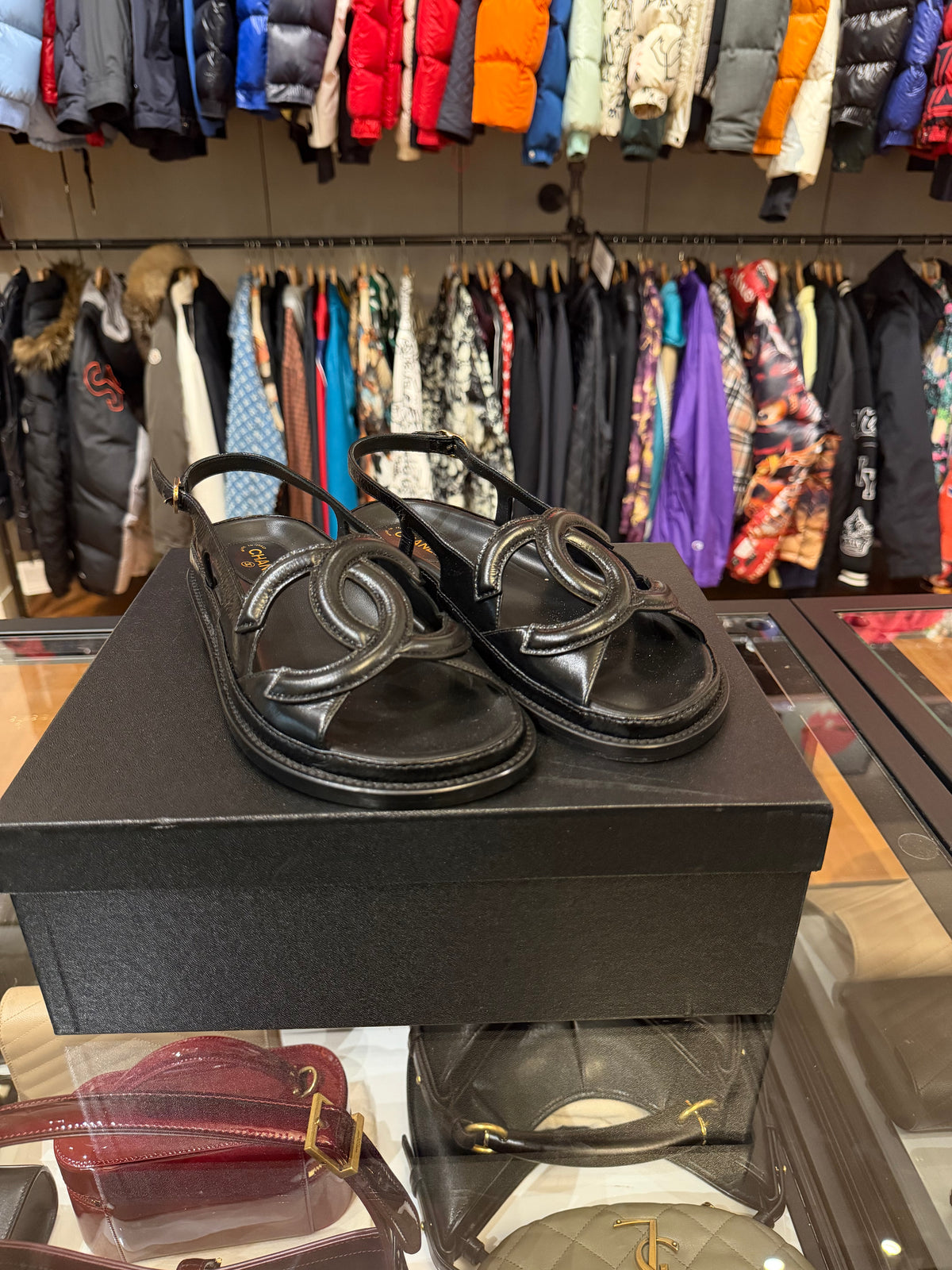 Chanel Crumpled Shiny Lambskin Sandals - Black