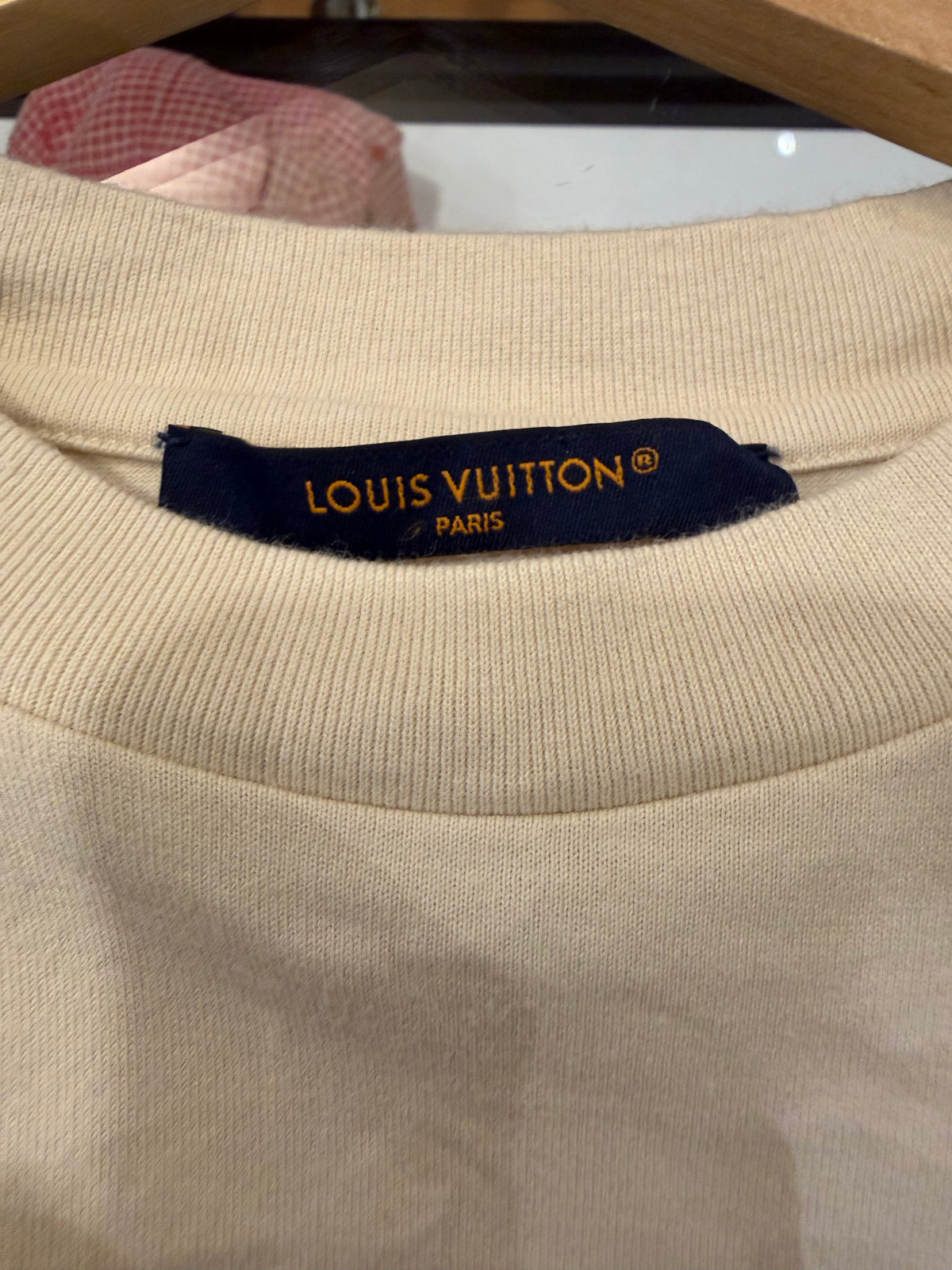 Louis Vuitton Tonal Embossed
Logo Tee - White