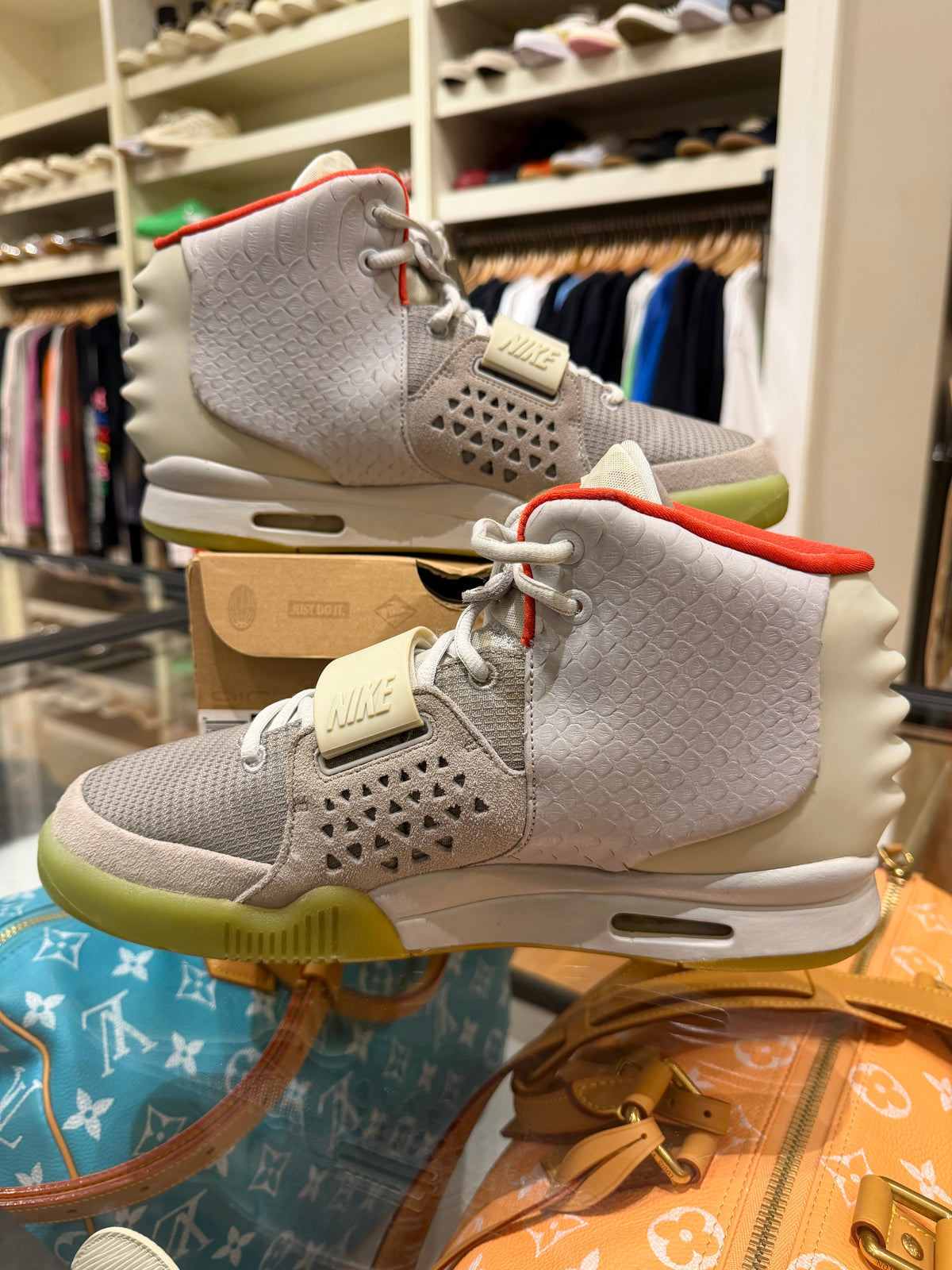 Nike Yeezy II ‘Pure Platinum’