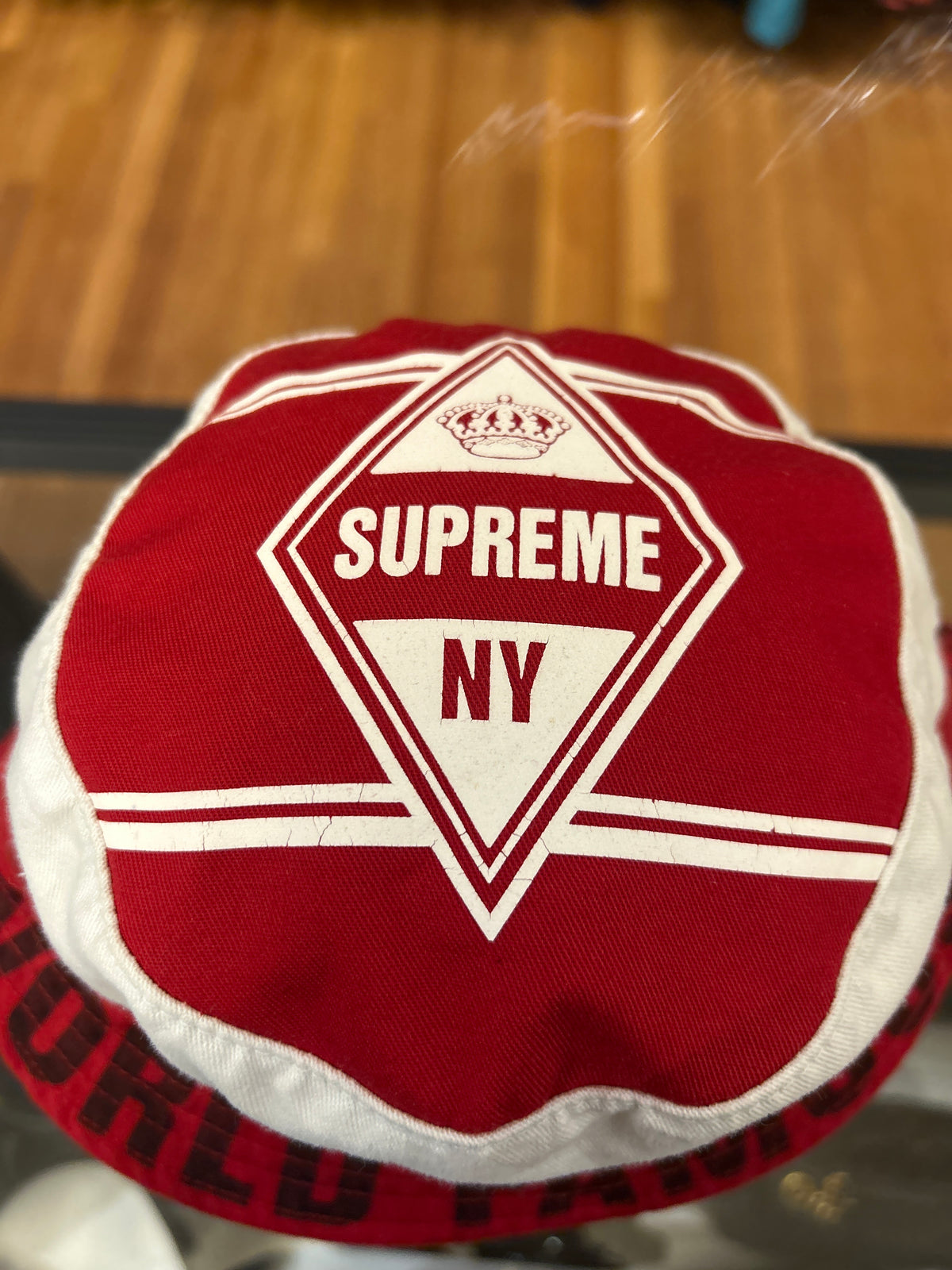 Supreme 'World Famous' Bucket Hat - Red