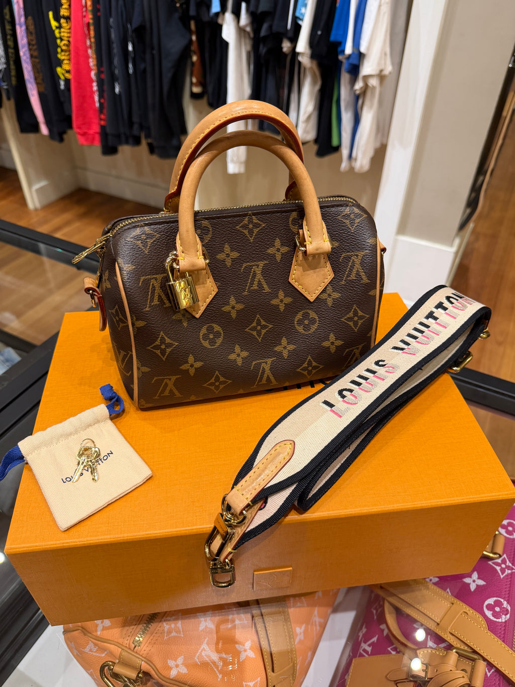 Louis Vuitton Speedy 20 Bandouliere - Monogram