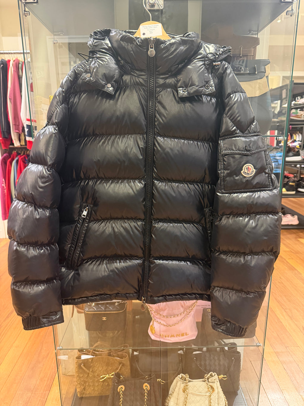 Moncler Maya Giubbotto
Down Puffer Jacket - Black