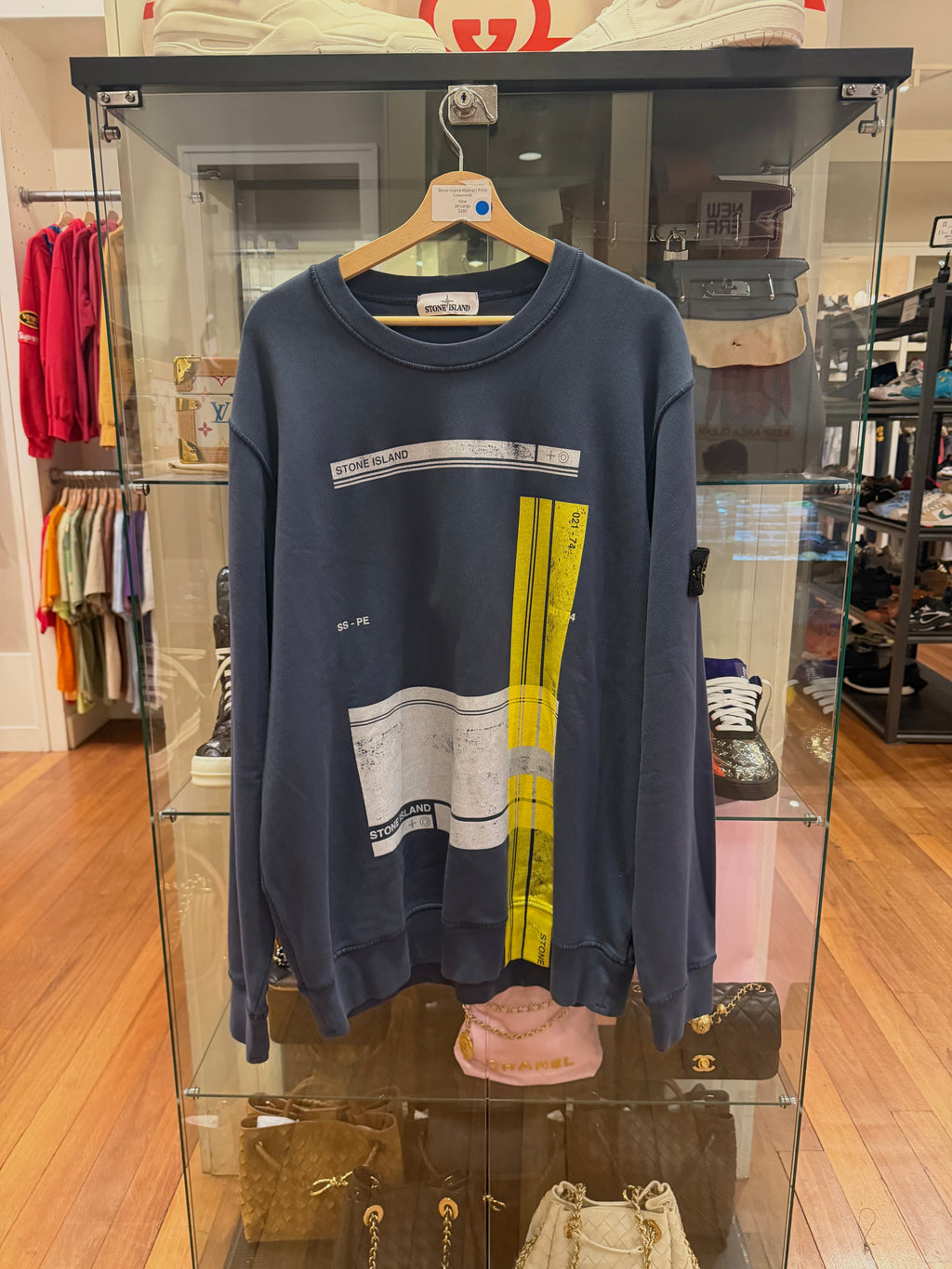 Stone Island Abstract Print
Crewneck - Blue
