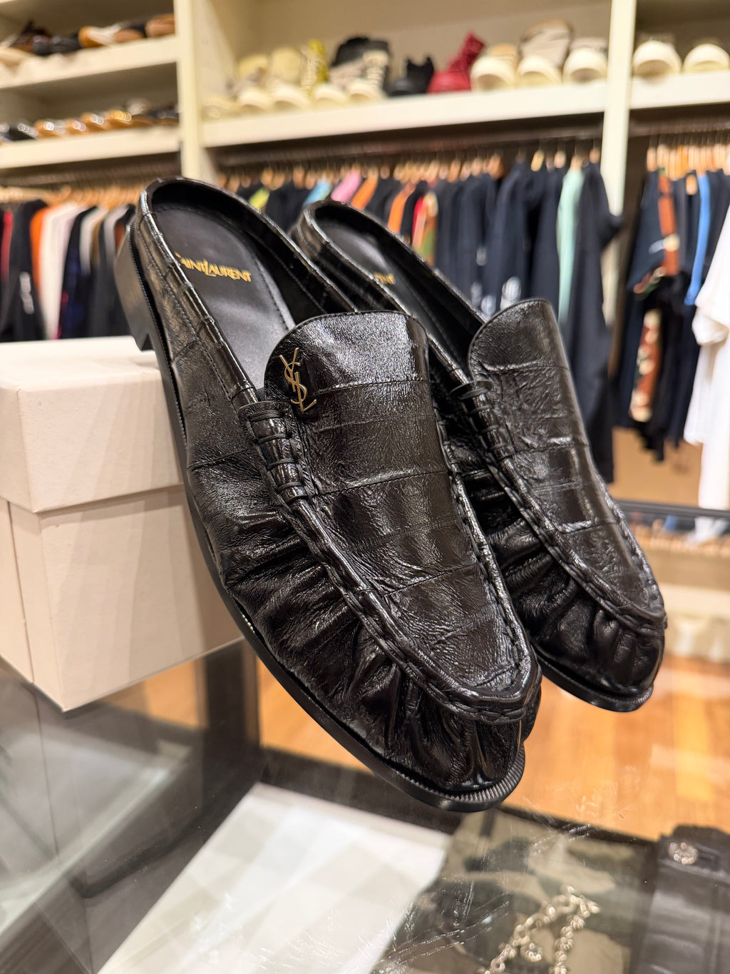 Yves Saint Laurent Mules - Black Cracked Leather