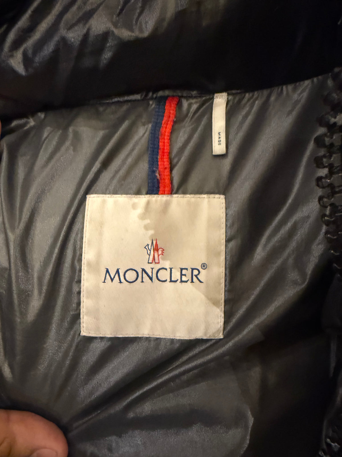 Moncler Maya Giubbotto
Down Puffer Jacket - Black