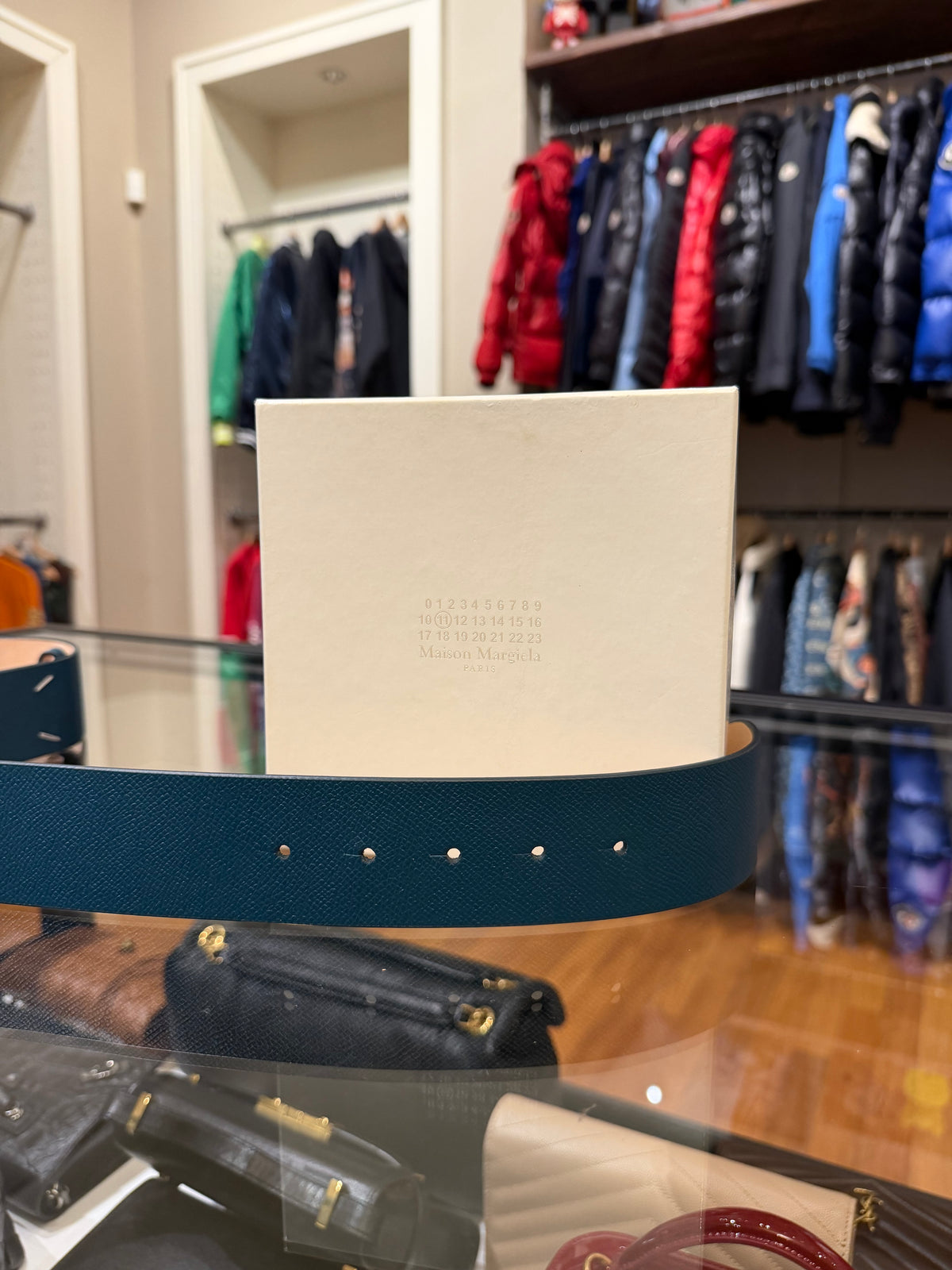 Maison Margiela Four Stitch Grained Leather Belt - Blue