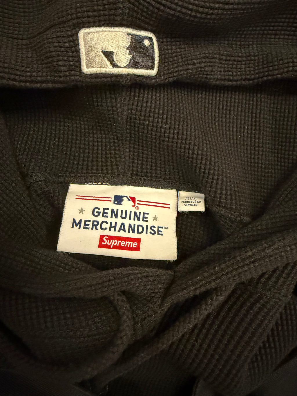 Supreme x Chicago White Sox
Hooded Jacket