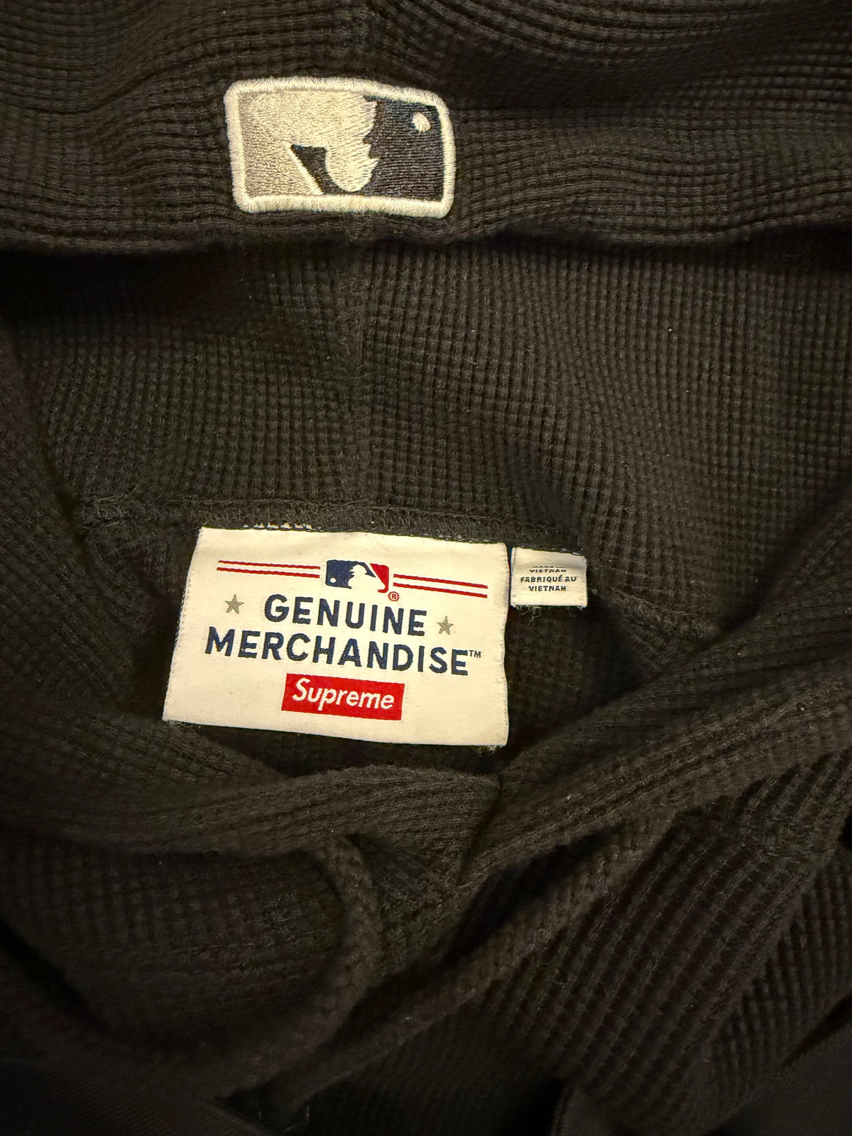 Supreme x Chicago White Sox
Hooded Jacket