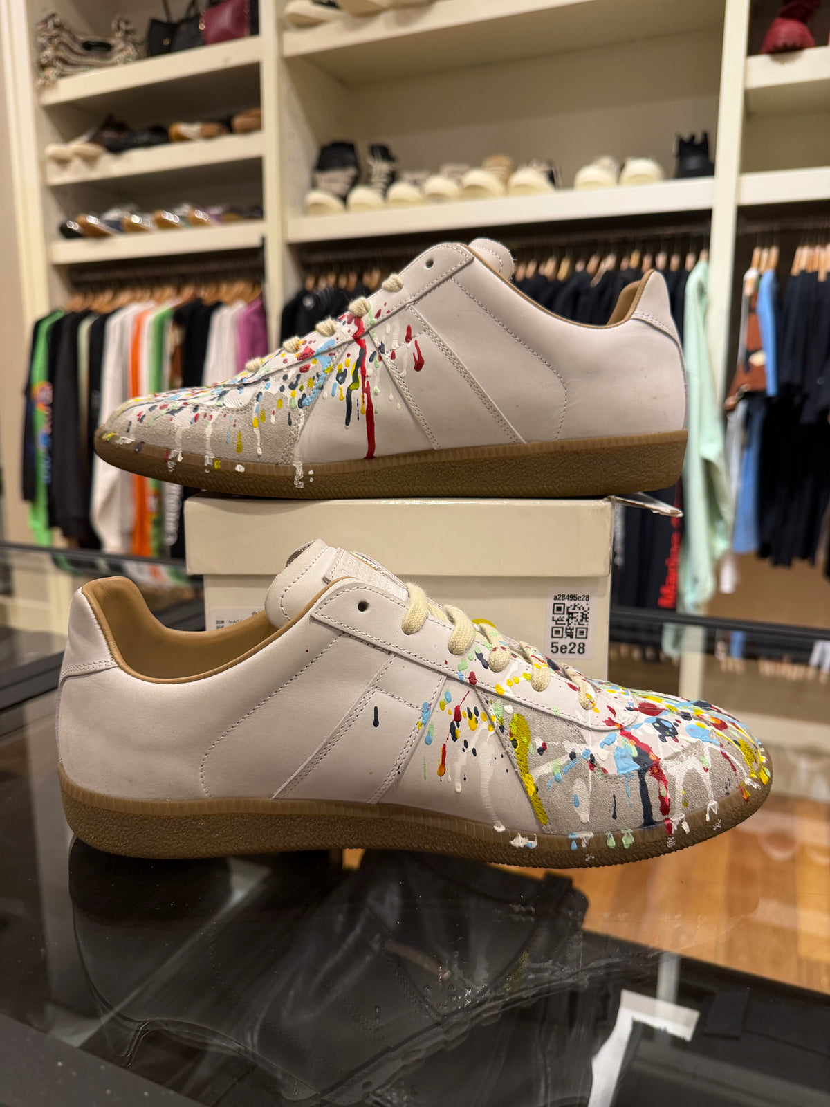 Maison Margiela Paint Splatter Gat - White