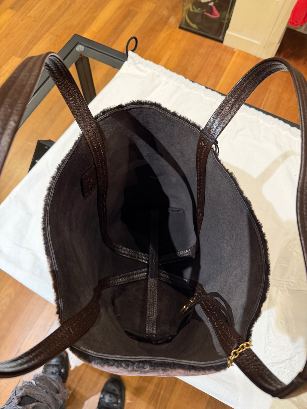 Chloé Medium Spin Shearling Tote Bag