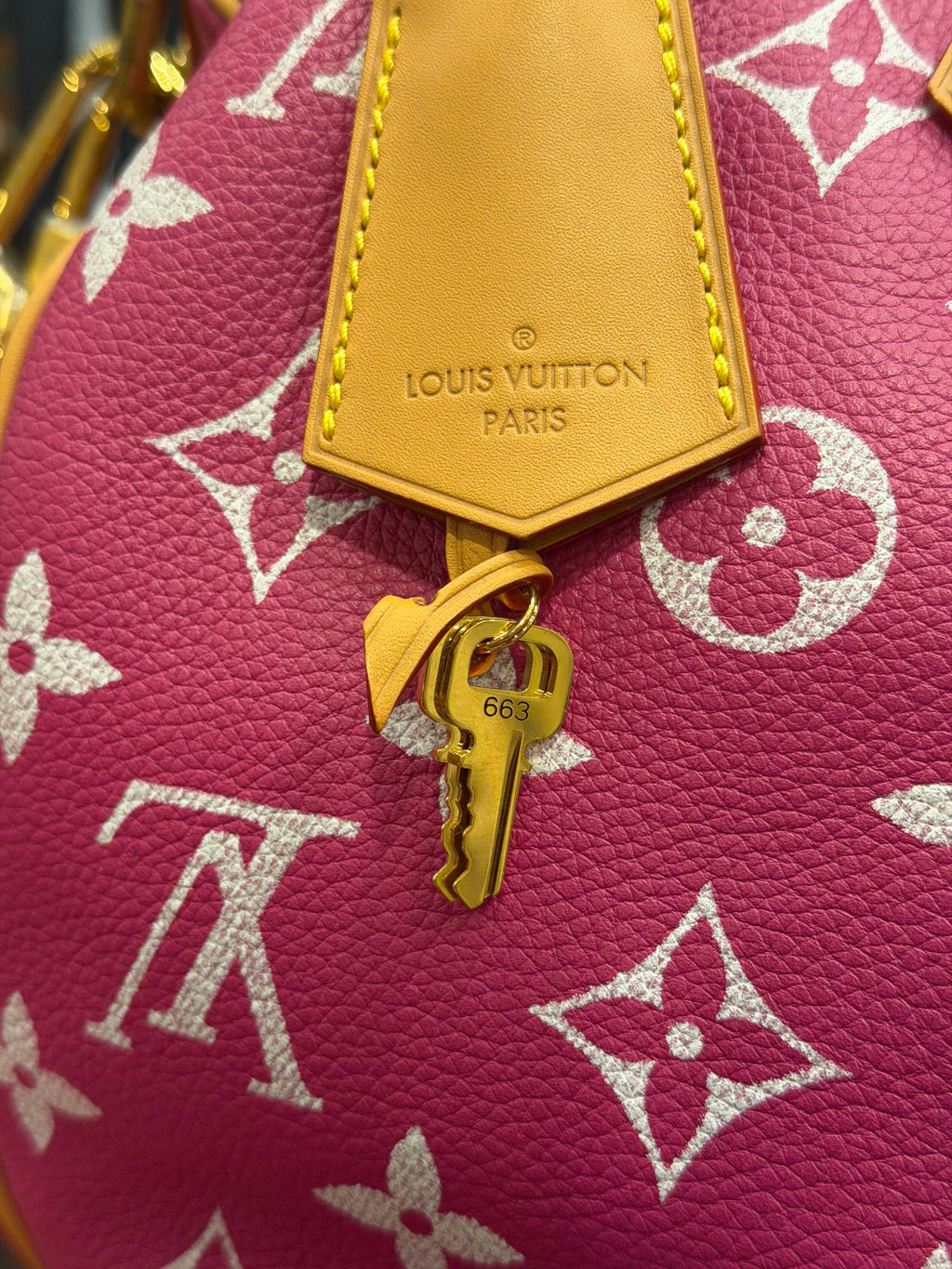 Louis Vuitton P9 Speedy 40 Bandouliere Pink Agate Duffle Bag